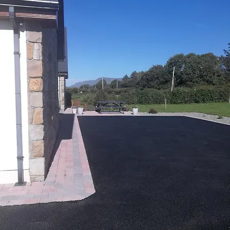 Atlantic Way Bed & Breakfast 4*